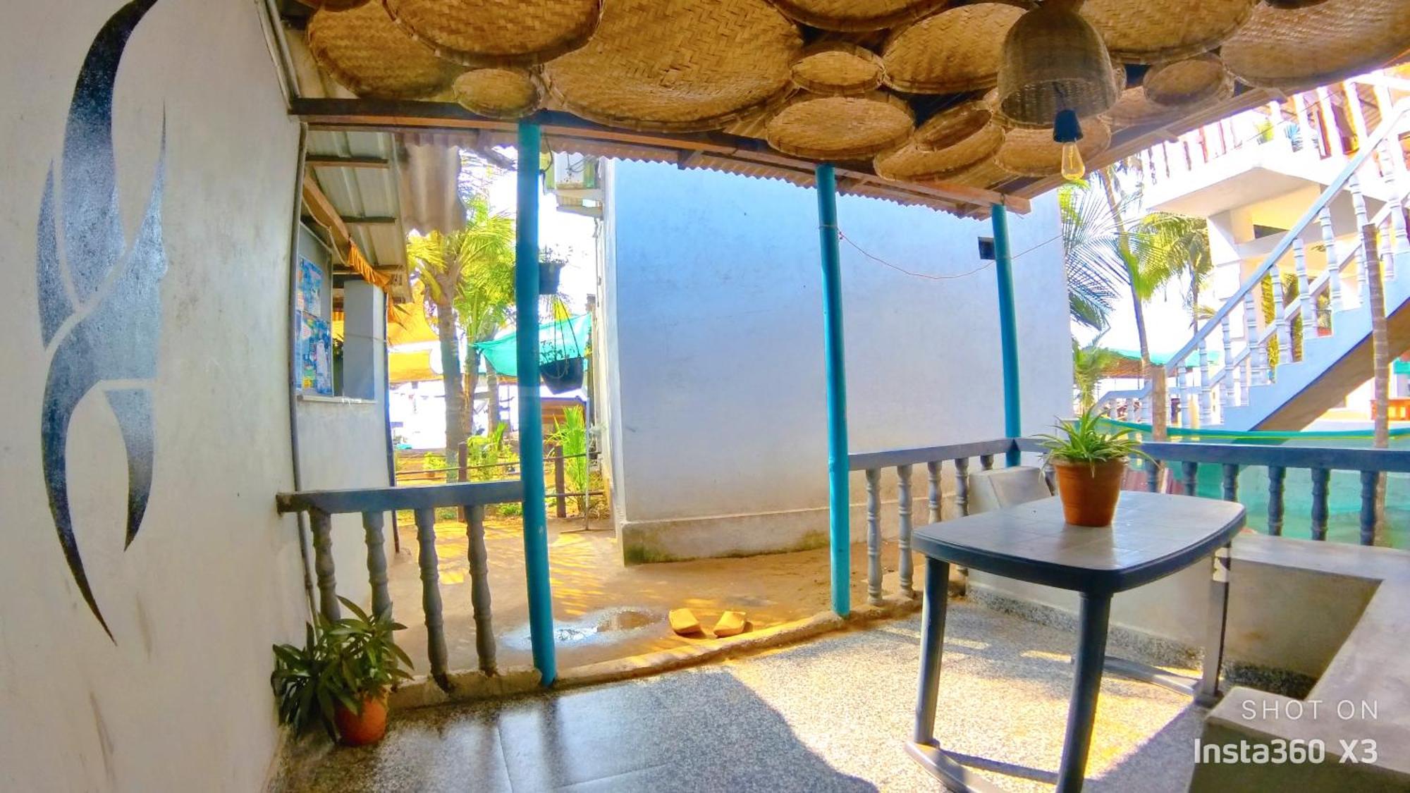 Gokarna Beach Stays By Tune Of Ocean Kültér fotó